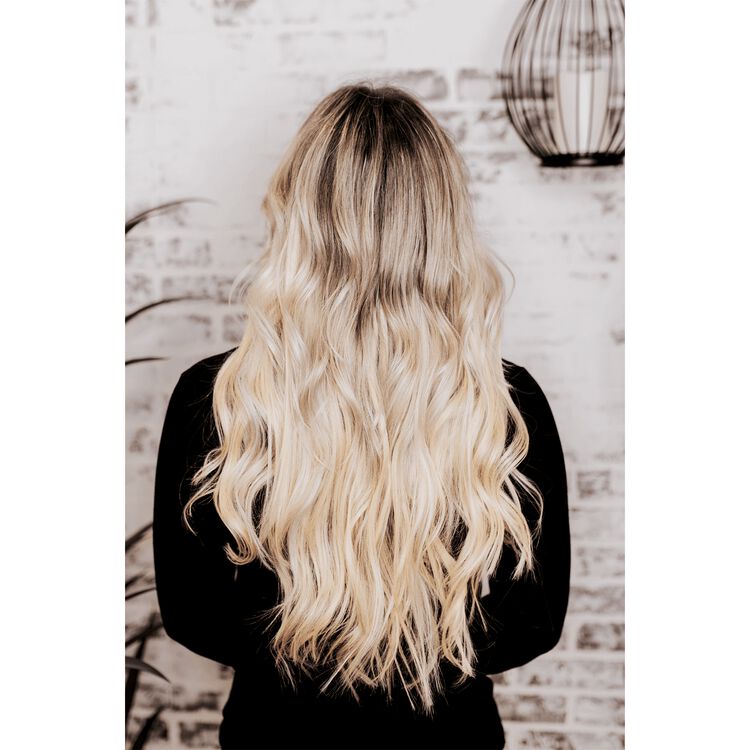 18" Ultra-Seamless Clip-in Hair Extensions Blonde Frost Remy